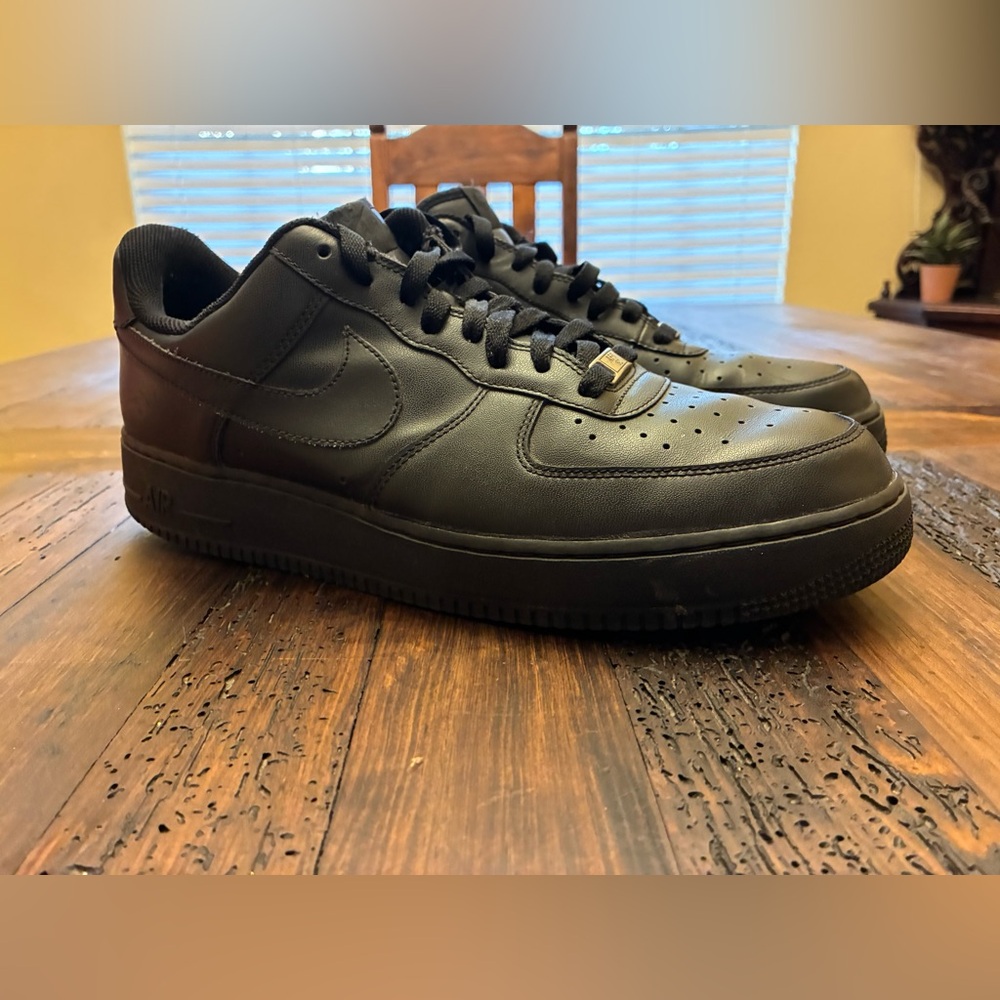 Nike Men's AF1, Air Force 1, All-Black Sneakers
